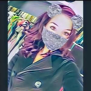 Meet your Posher, Daniele